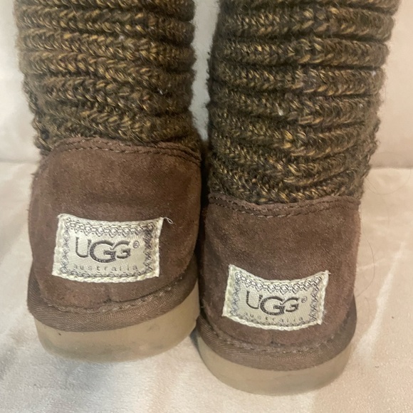 UGG Knit Tall Brown Boots With Three Buttons On The Side Size 9 - Picture 6 of 9